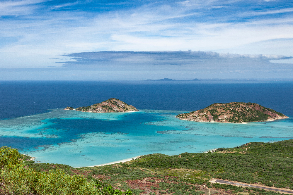 View from Captain Cooks lookout from the top of Lizard Island over the Great Barrier Reef.