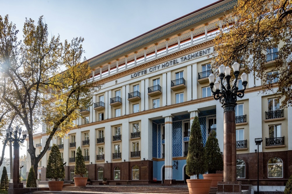 The entrance of Lotte Tashkent Palace in Uzbekistan.