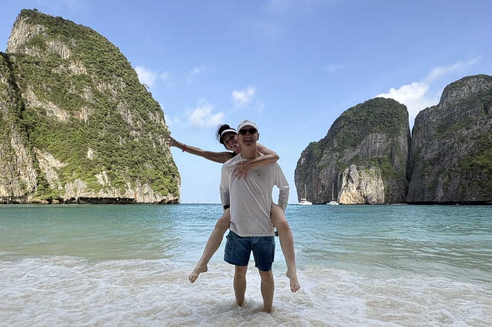 Jeff and Lisa Wellen at Maya beach in Thailand.